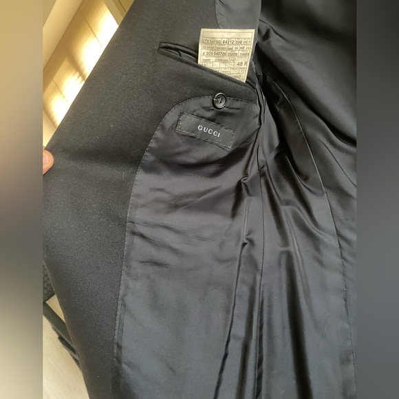 Black GUCCI blazer. Like new! 48R - Picture 4 of 5